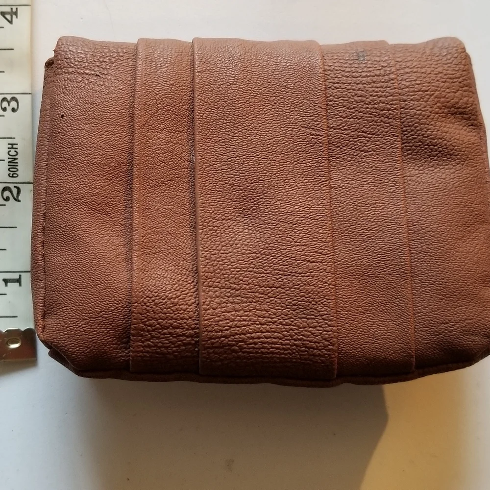 Target wallet - Picture 3 of 4